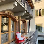 Σπίτι διακοπών Red Chair House Riva di Solto
