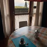 Red Chair House Σπίτι διακοπών Riva di Solto