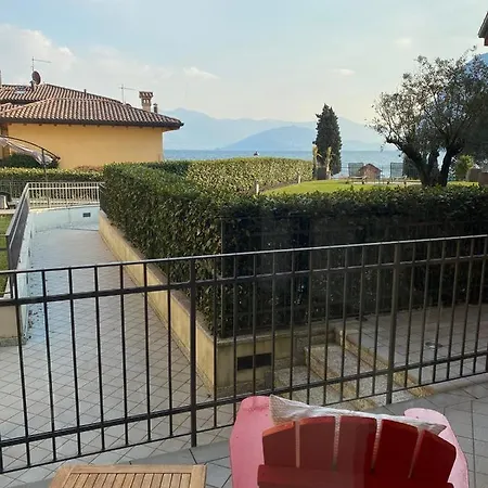 Red Chair House Σπίτι διακοπών